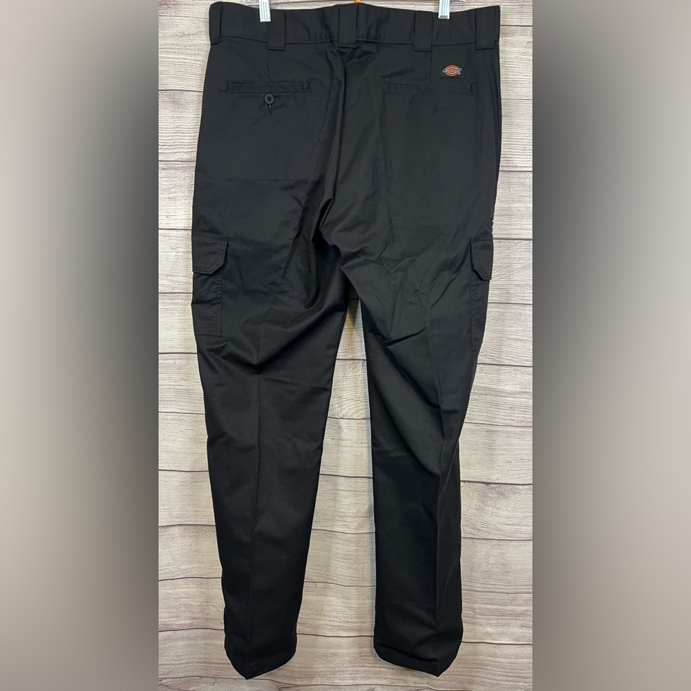NWOT DICKIES MENS FLEX Regular Fit  Straight Leg Cargo Work Pants, Black 36X34 - Picture 2 of 7